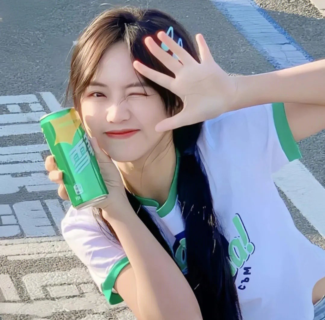 姐姐别哭我激活了逢凶化吉系统